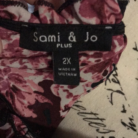 Sami & Jo Plus womens top size 2X blue with pink flowers - Picture 6 of 6